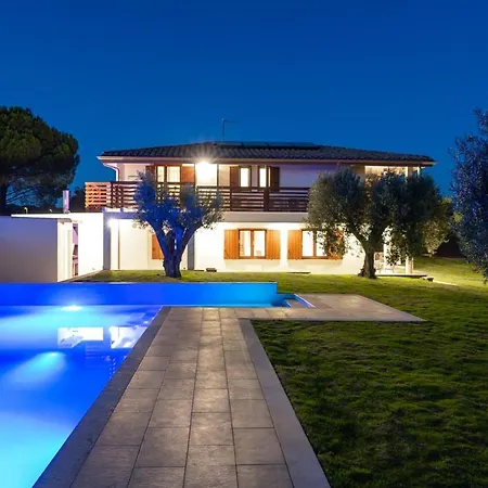 فندق مبيت وإفطار Ollu E Stentu Dolianova