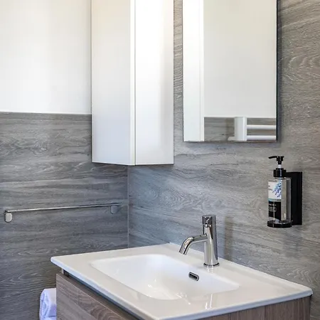 Ollu E Stentu Bed & Breakfast Dolianova